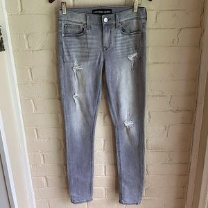 Express size 2R gray distressed style mia mid rise denim jean legging skinny